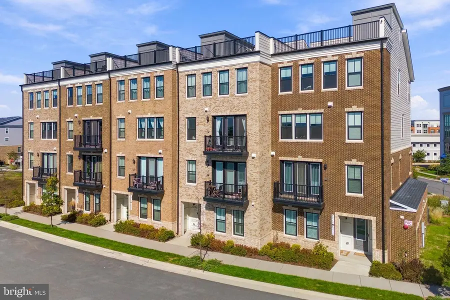 42718 Darala Dr, Ashburn, VA 20147 - #2