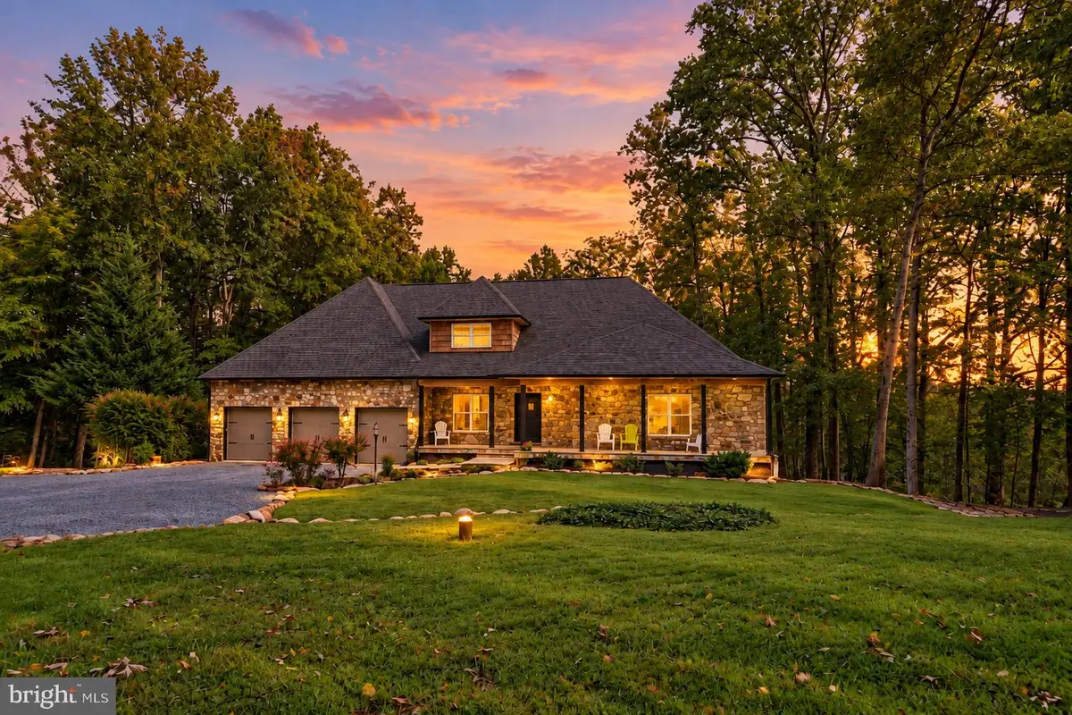 13329 Mountain Rd, Lovettsville, VA 20180 - #1