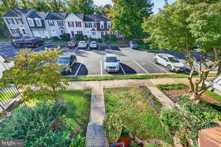 11 Wyatt Ct, Sterling, VA 20165 - #2