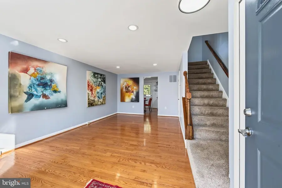 11 Wyatt Ct, Sterling, VA 20165 - #3