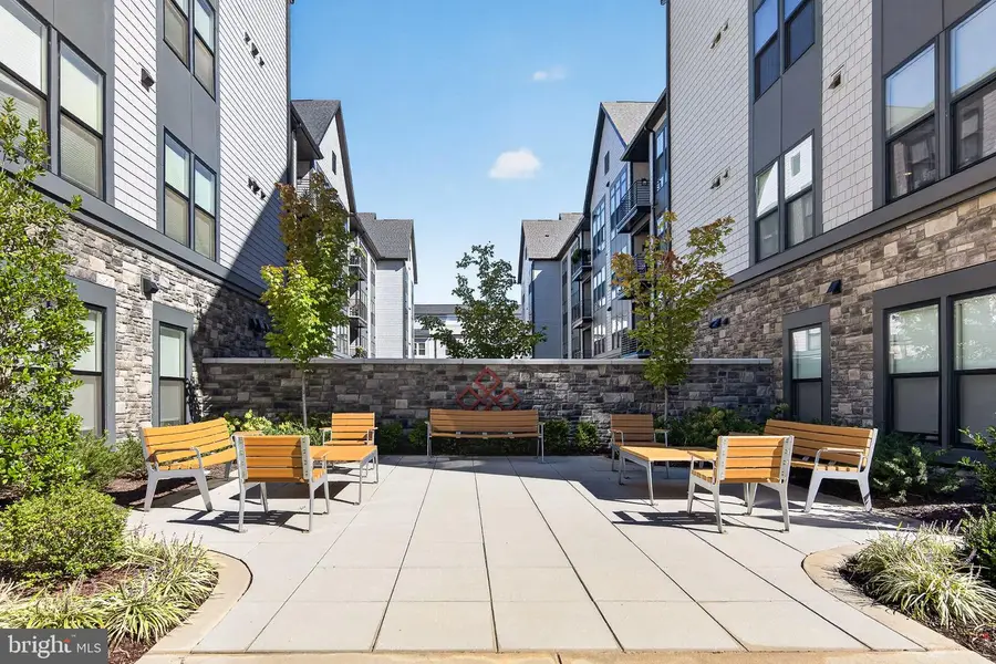 23650 Havelock Walk Ter #405, Ashburn, VA 20148 - #3