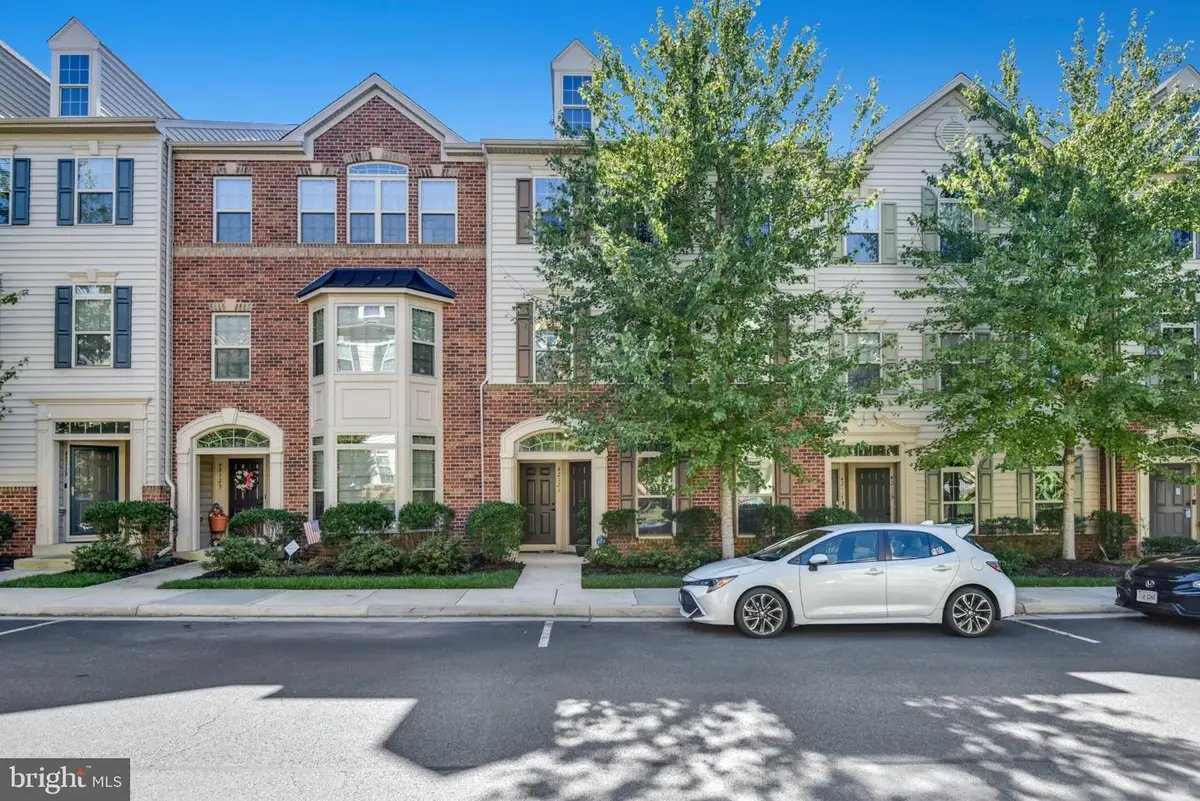 42119 Piebald Sq, Aldie, VA 20105 - #1