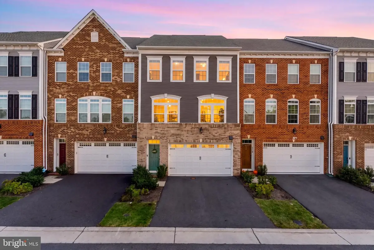 42717 Burbank Ter, Sterling, VA 20166 - #1