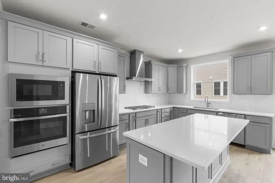 4 Picasso Sq #turner 22-f2-rt, Ashburn, VA 20148 - #2