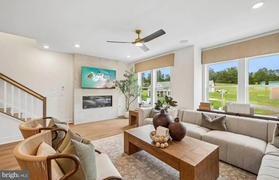 42596 Waxpool Rd, Ashburn, VA 20148 - #3