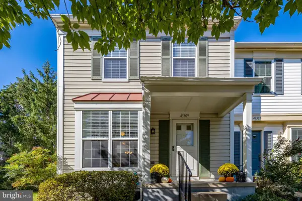 43309 Parlor Sq, ASHBURN, VA 20147