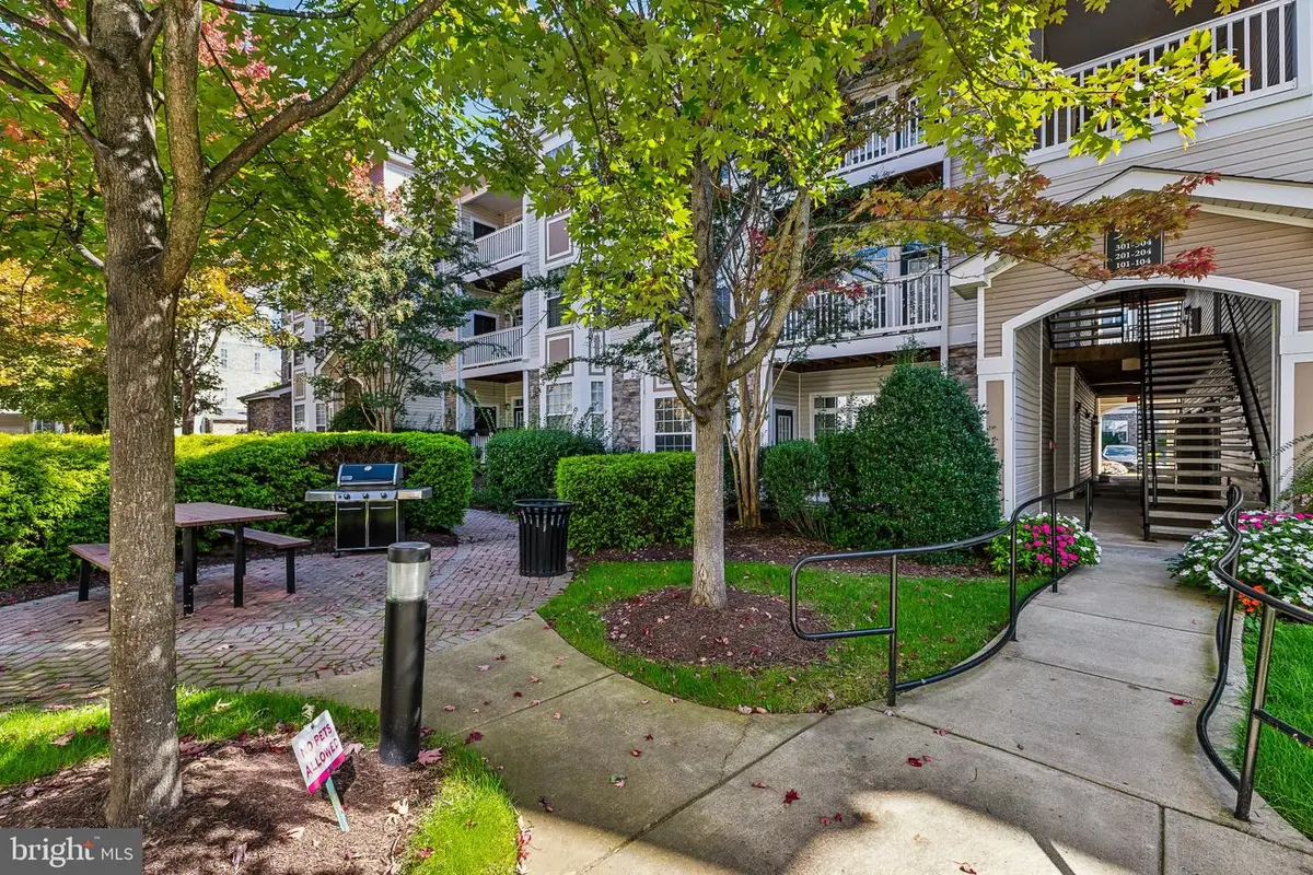 507 Sunset View Ter Se #104, Leesburg, VA 20175 - #1