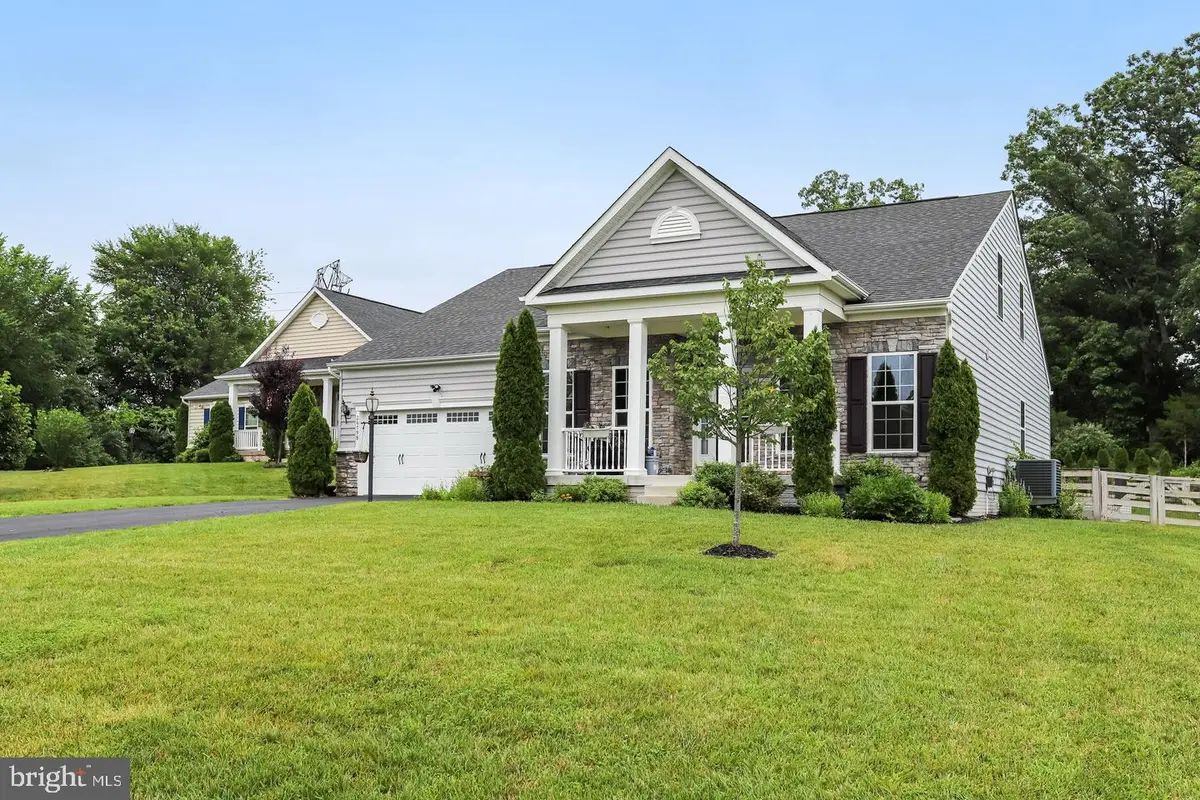 26798 Barnsley Pl, Chantilly, VA 20152 - #1