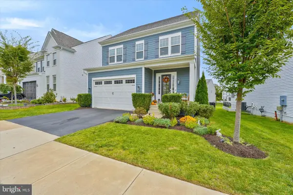 25604 Harvest Hills Dr, CHANTILLY, VA 20152