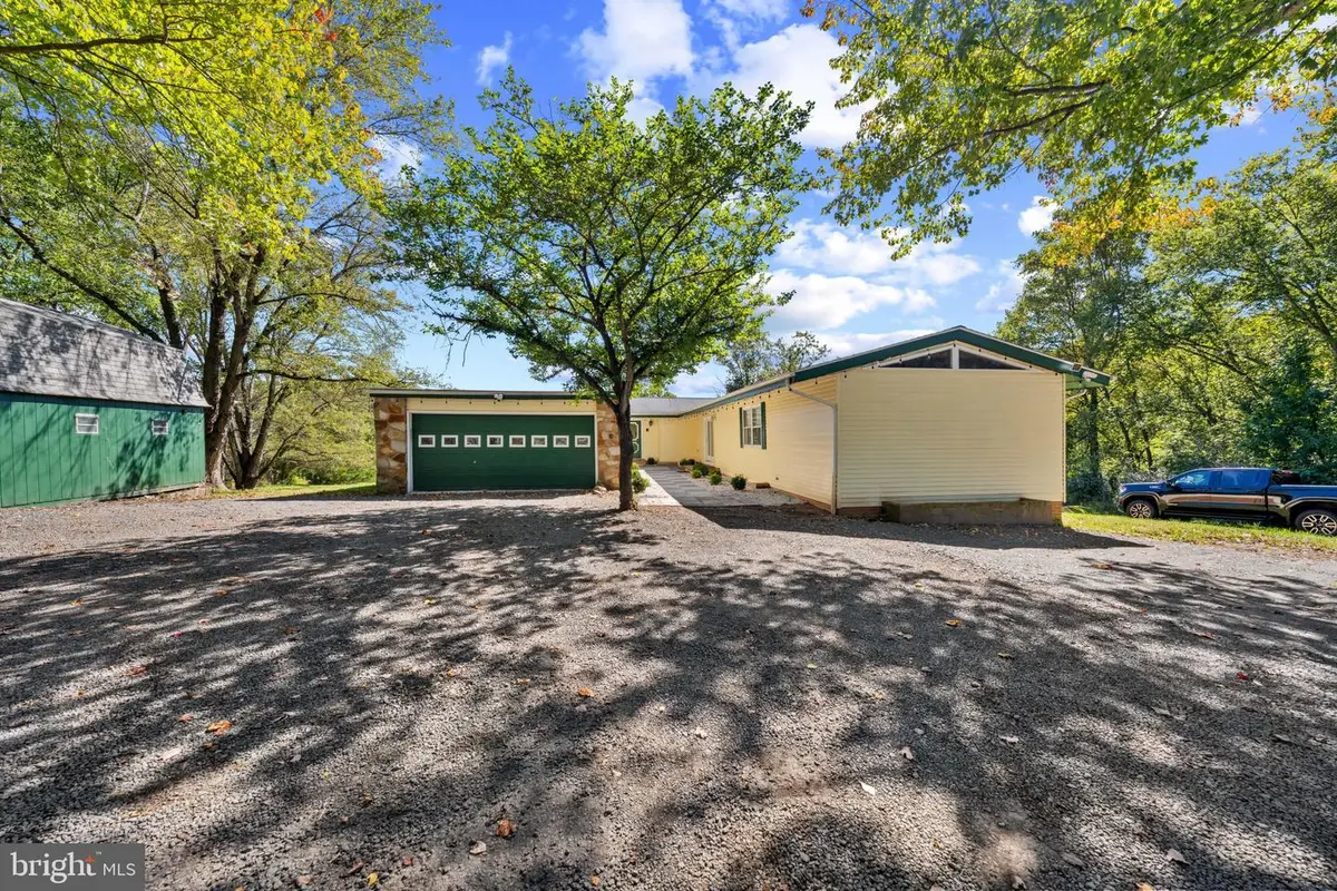 21806 Watson Rd, Leesburg, VA 20175 - #1