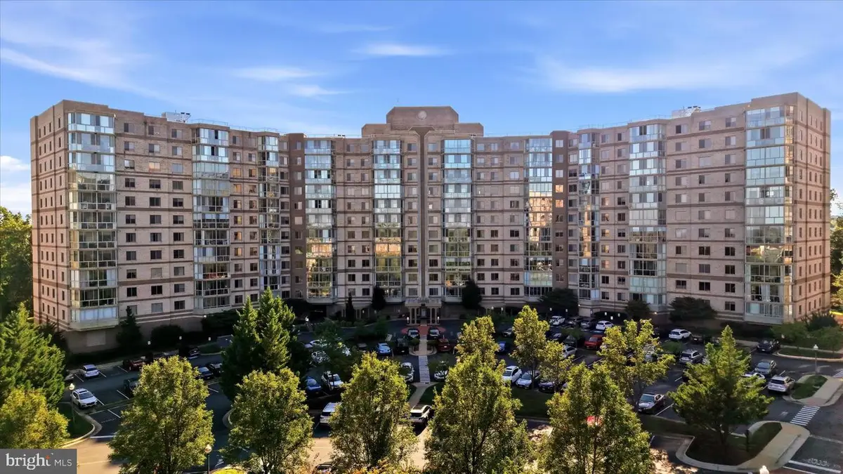 19375 Cypress Ridge Ter #815, Leesburg, VA 20176 - #1