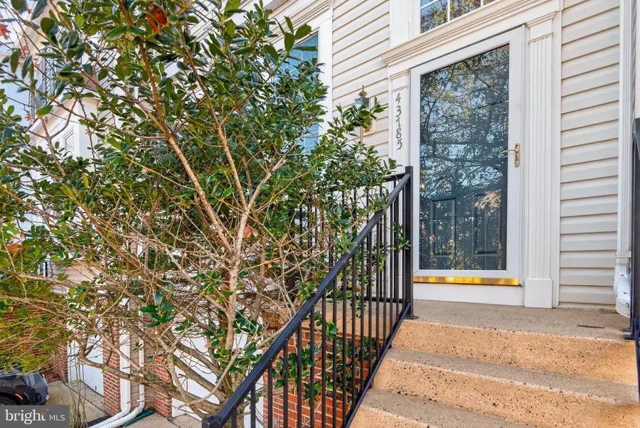 43785 Virginia Manor Ter, Ashburn, VA 20148 - #3