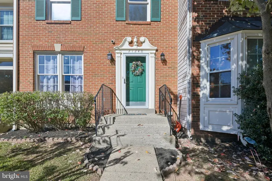 21240 Hedgerow Ter, Ashburn, VA 20147 - #2