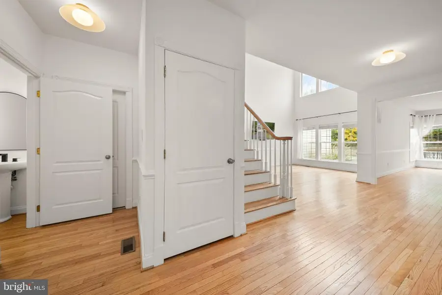 20035 Valhalla Sq, Ashburn, VA 20147 - #3