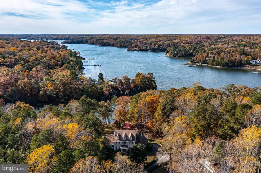 673 Nugent Ln, Weems, VA 22576 - Image #2