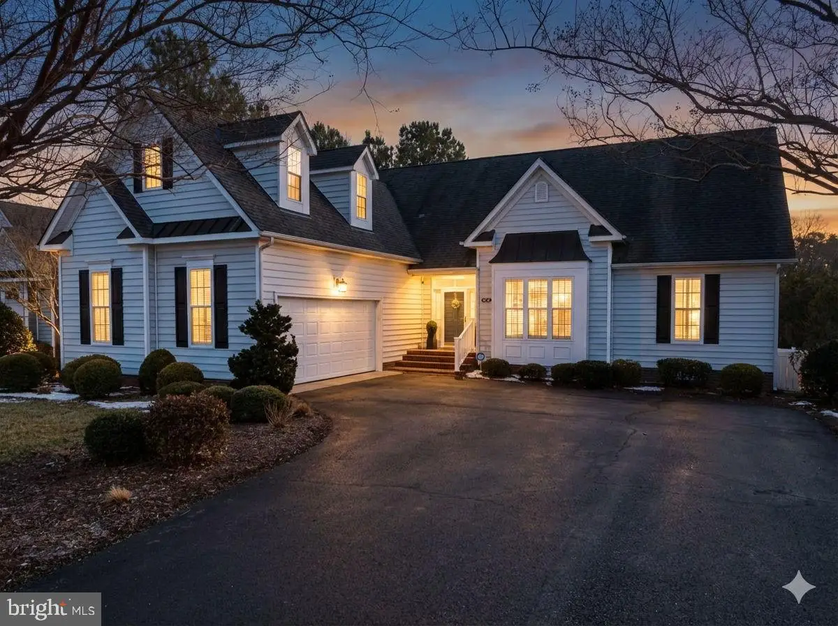 464 Middle Gate, Irvington, VA 22480 - #1