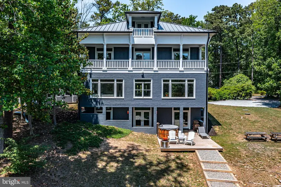 253 Golf Course Dr, Weems, VA 22576 - #3