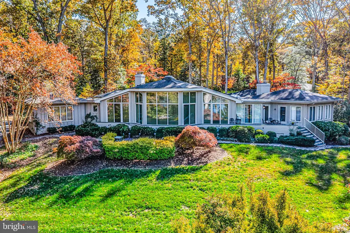 219 Red Fox Ln, Weems, VA 22576 - #1