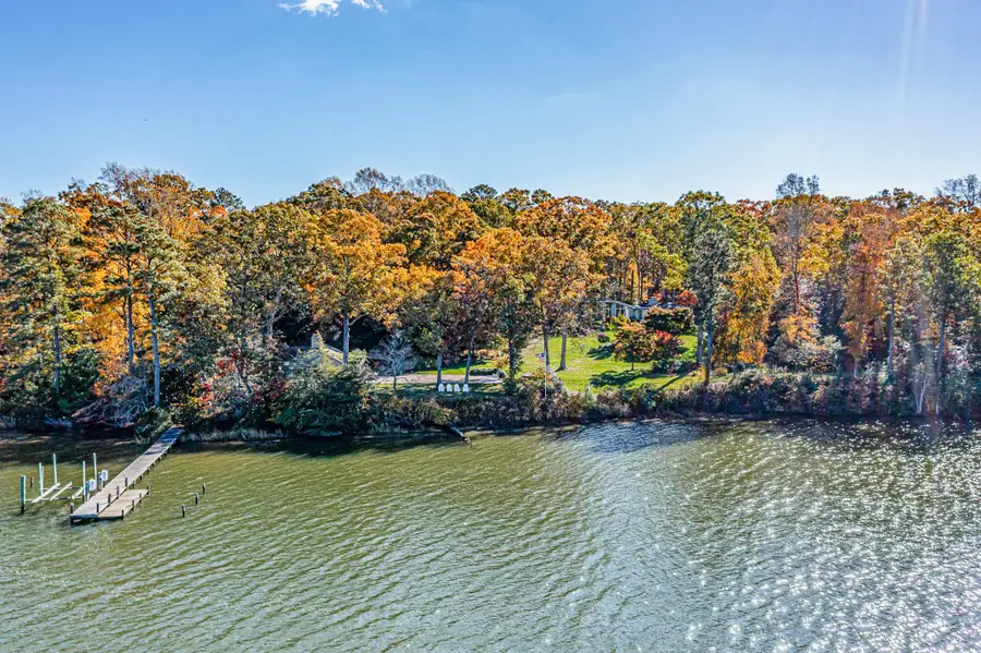219 Red Fox Ln, Weems, VA 22576 - #3