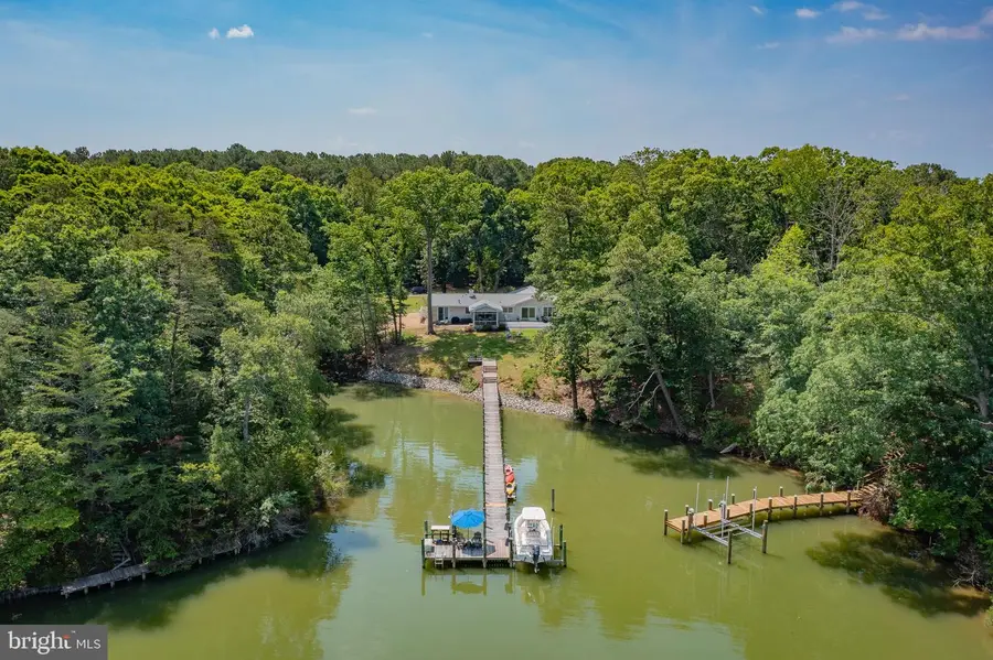 96 Larkspur Ln, Weems, VA 22576 - #2