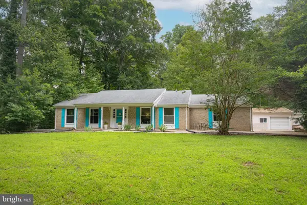 17 Wesley Ter, WEEMS, VA 22576