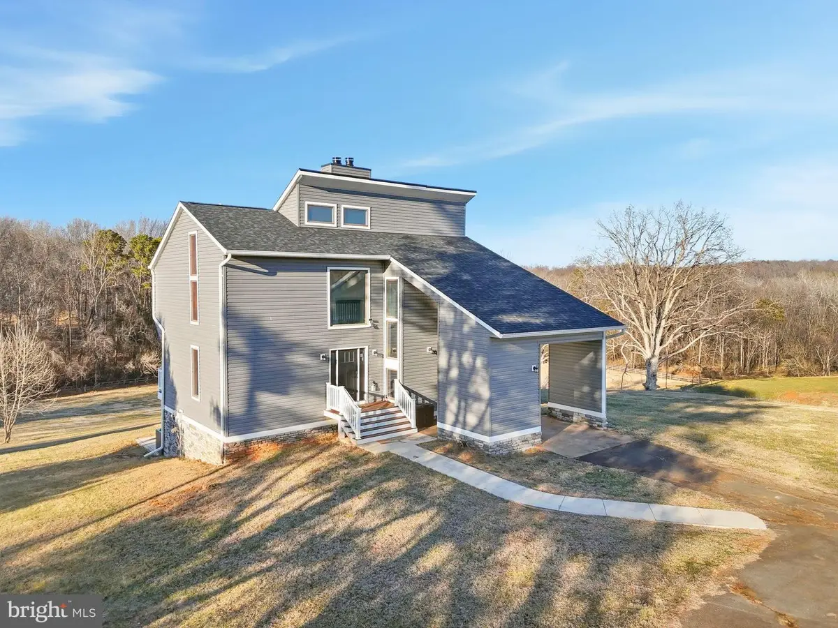 135 Frys Ford Ln, Locust Dale, VA 22948 - #1