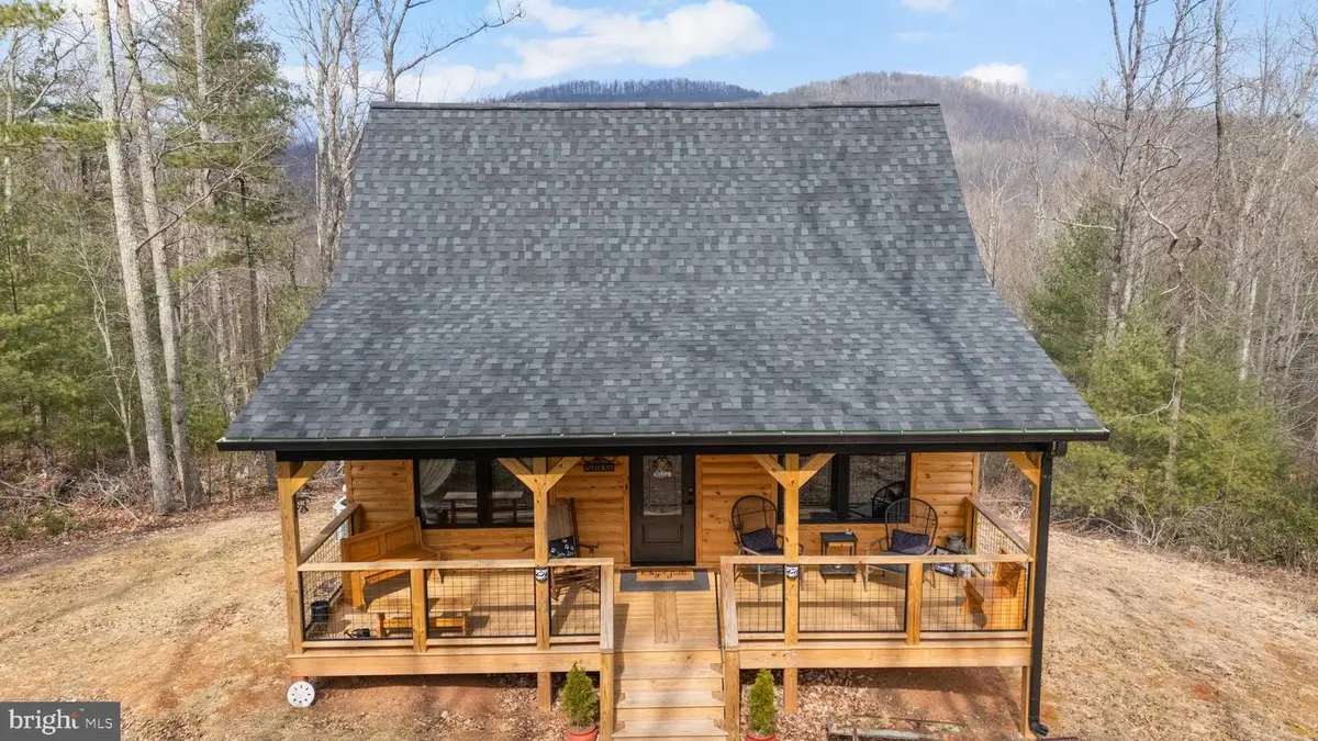 1823 Desert Rd, Haywood, VA 22722 - #1