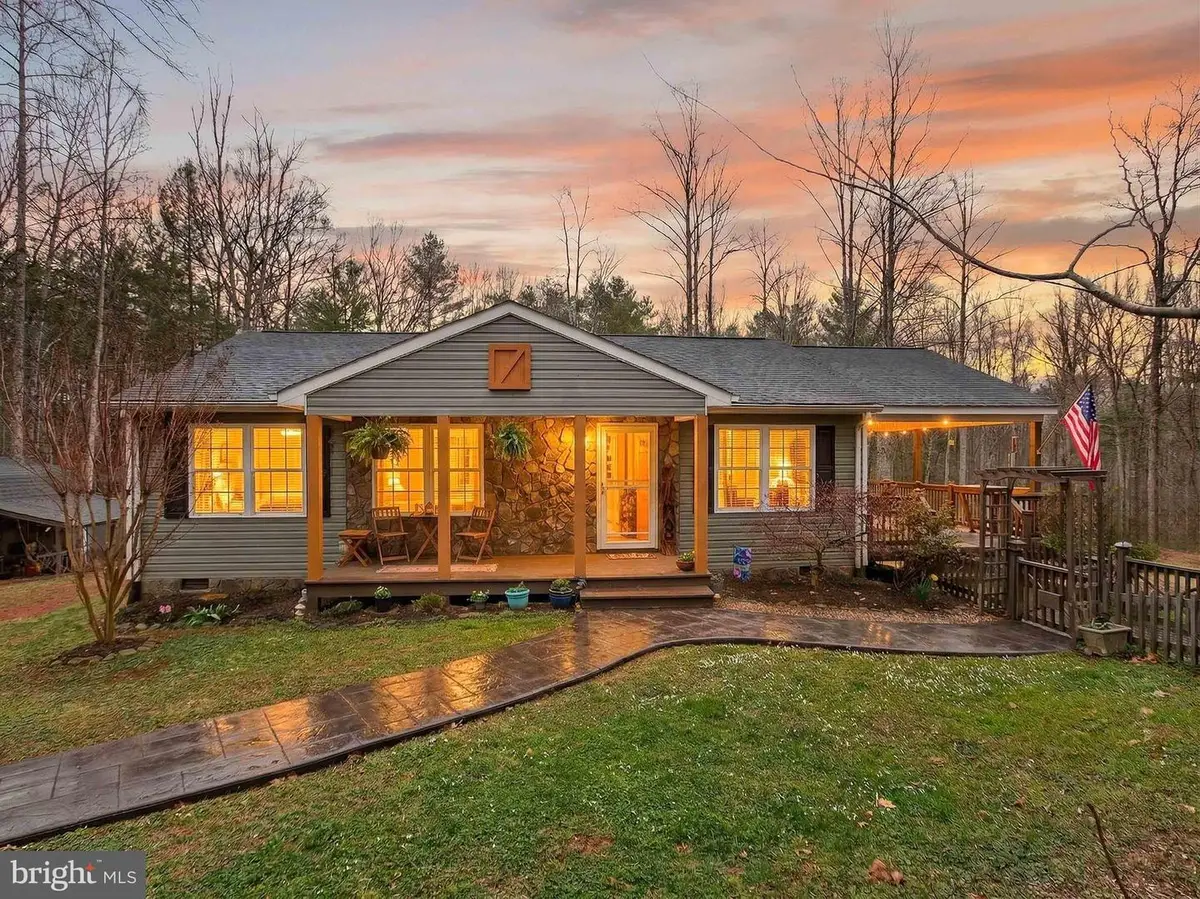 2586 W Hoover Rd, Haywood, VA 22722 - #1