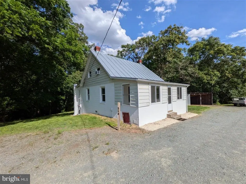 219 Skyview Ln, Aroda, VA 22709 - #1