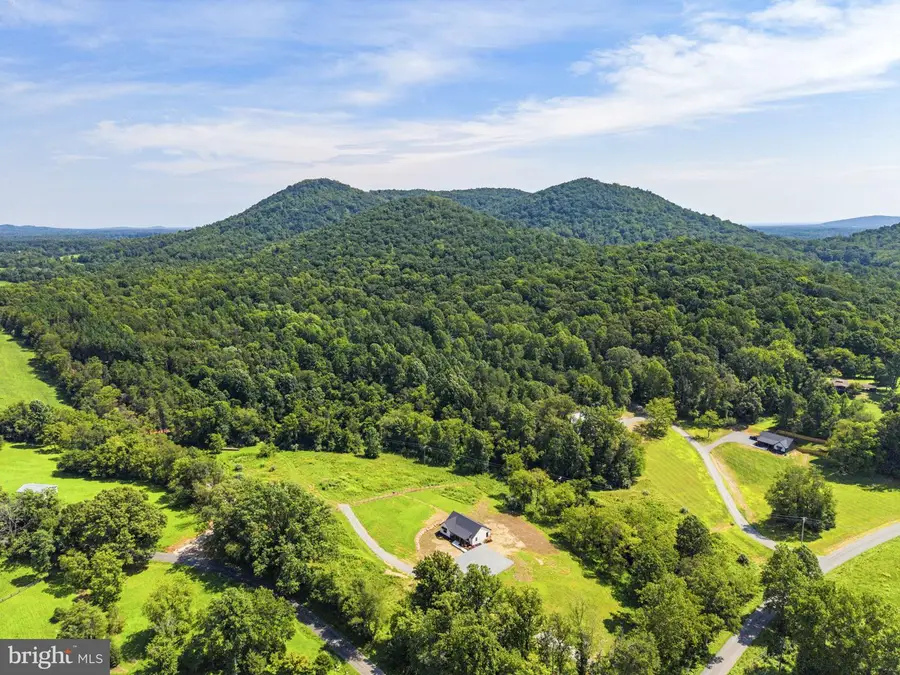 1735 Thoroughfare Rd, Brightwood, VA 22715 - #3