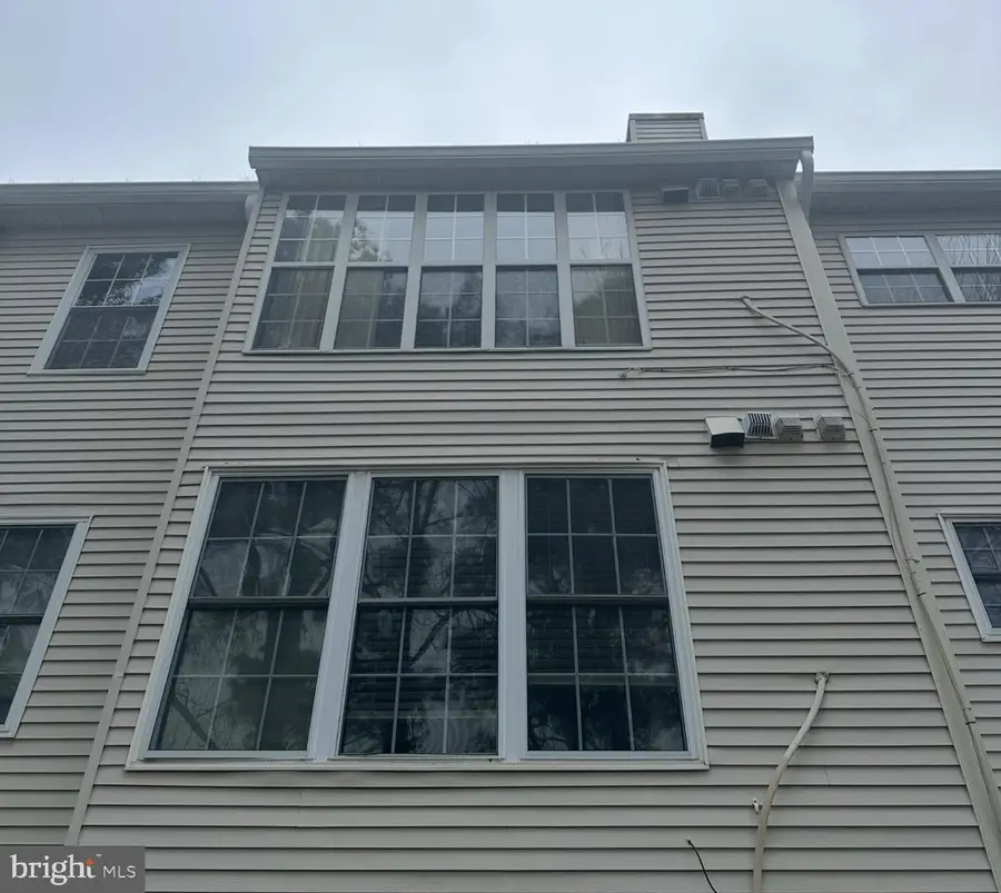 9240 Niki Pl #301, Manassas, VA 20110 - Image #2