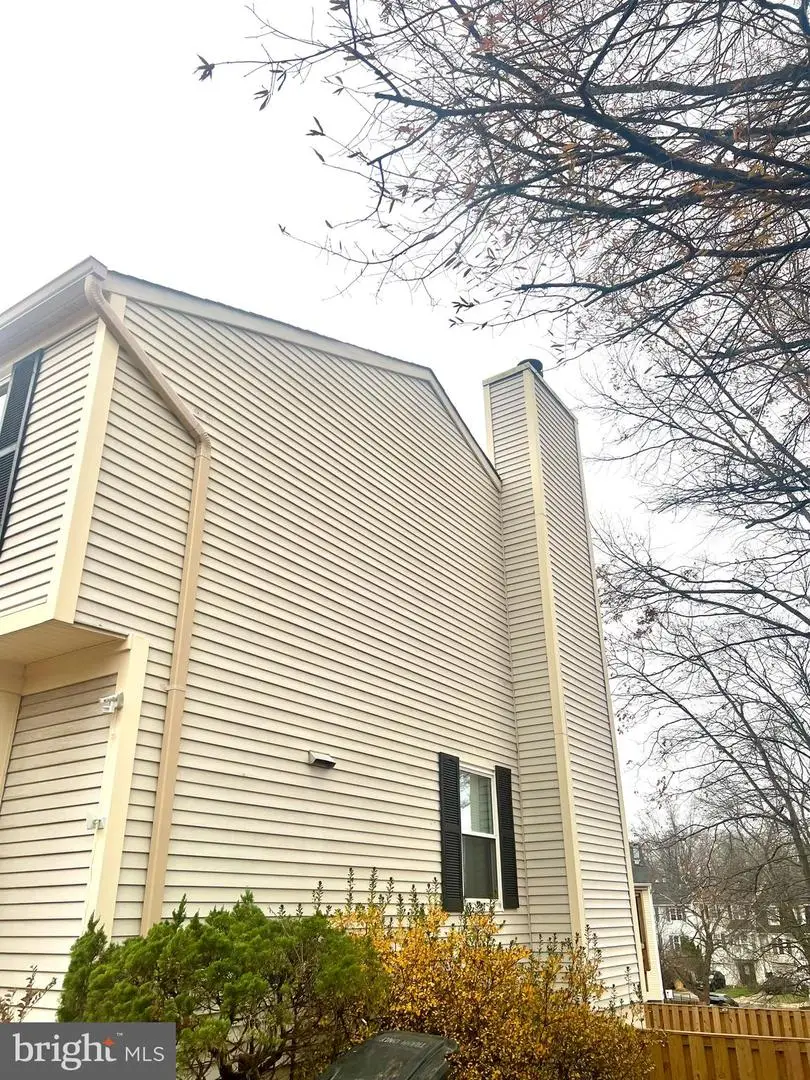 9049 New Britain Cir, Manassas, VA 20110 - Image #2