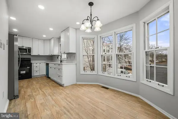 8504 Saddle Ct, MANASSAS, VA 20110