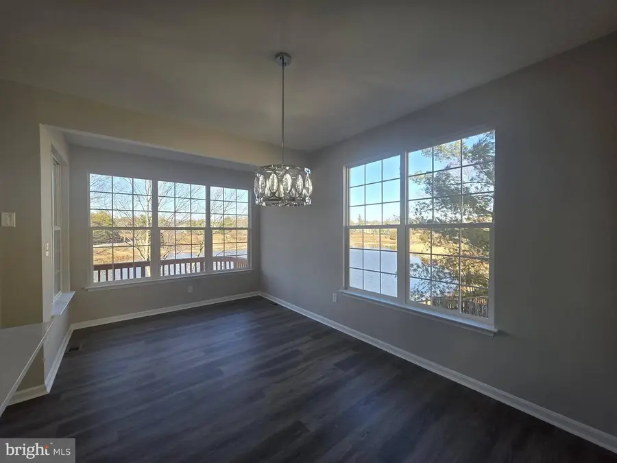 10260 Magnolia Grove Dr, Manassas, VA 20110 - Image #3