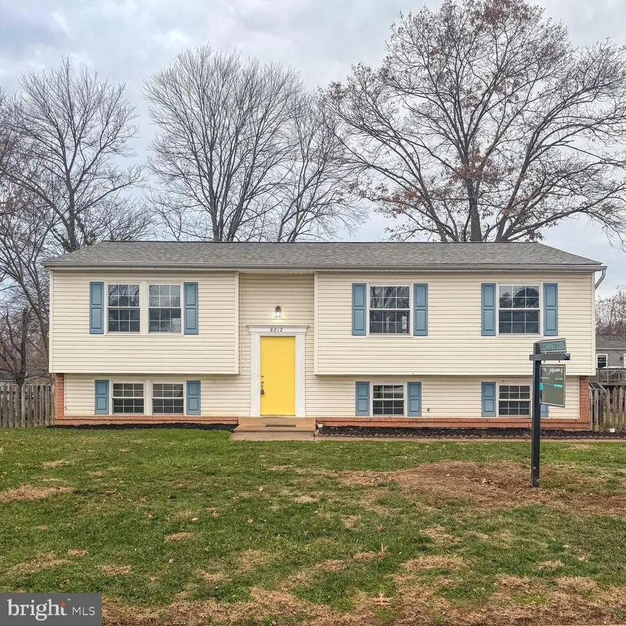 9212 Landgreen St, Manassas, VA 20110 - #2