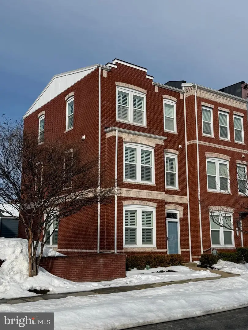 8956 Center St, Manassas, VA 20110 - Image #1