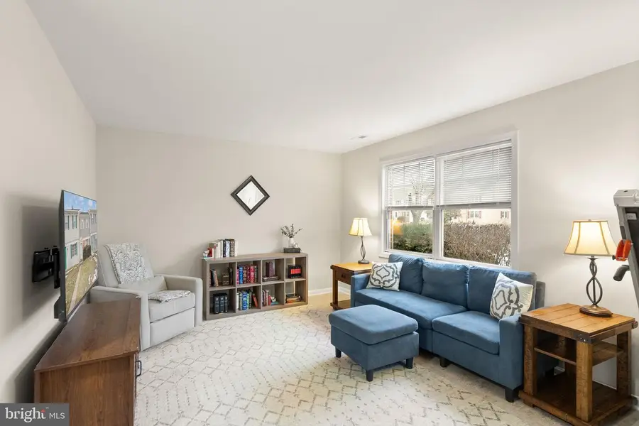 8737 Bretton Woods Dr, Manassas, VA 20110 - #3