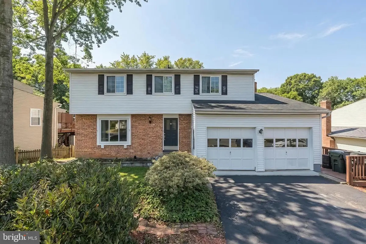 8192 Oakglen Rd, Manassas, VA 20110 - #1