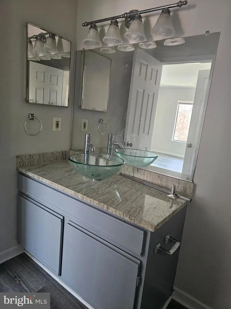 9569 Coggs Bill Dr #403, Manassas, VA 20110 - #3