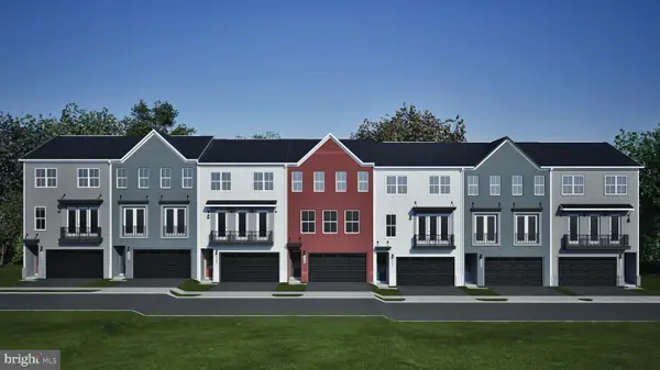 Monarch Rd #tahoe 24-f2, MANASSAS, VA 20110