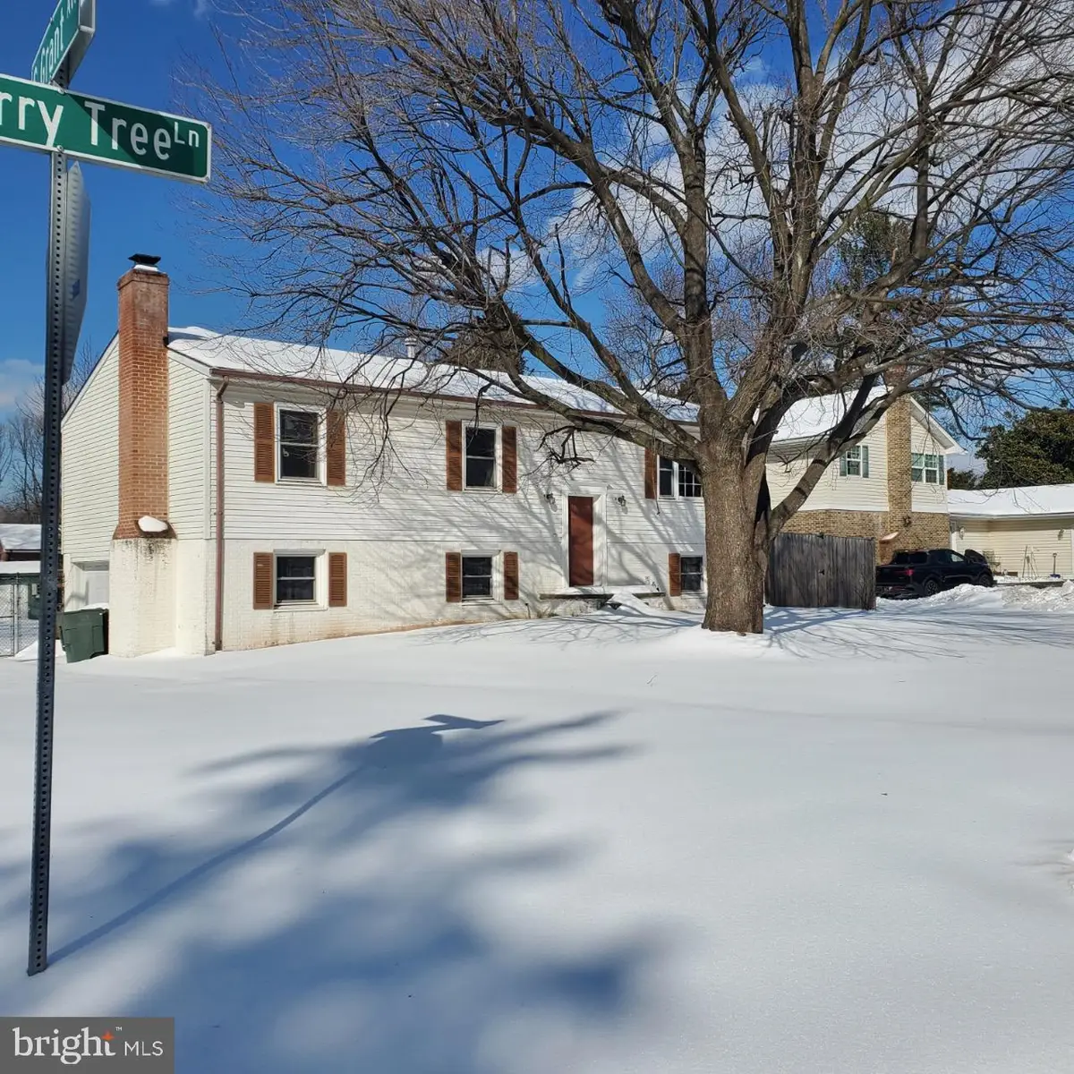 8914 Cherry Tree Ln, Manassas, VA 20110 - #1