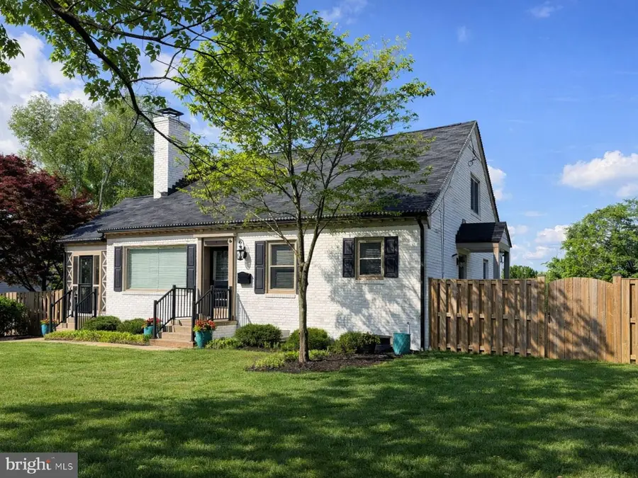 8902 Grant Ave, Manassas, VA 20110 - #3