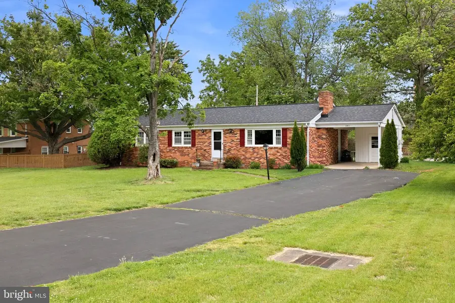 8911 Peabody St, Manassas, VA 20110 - #3
