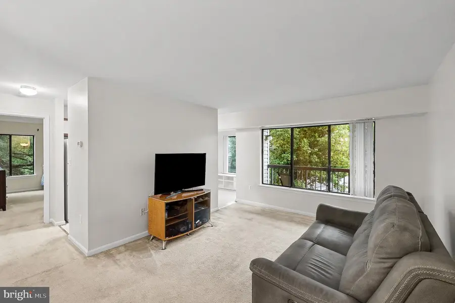 9550 Cannoneer Ct #304, Manassas, VA 20110 - #3