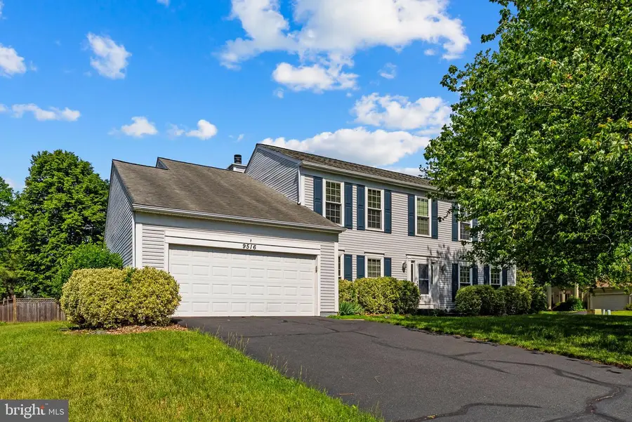 9516 Oakenshaw Dr, Manassas, VA 20110 - #3