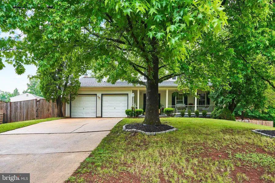 8944 Vicksburg Ln, Manassas, VA 20110 - #3