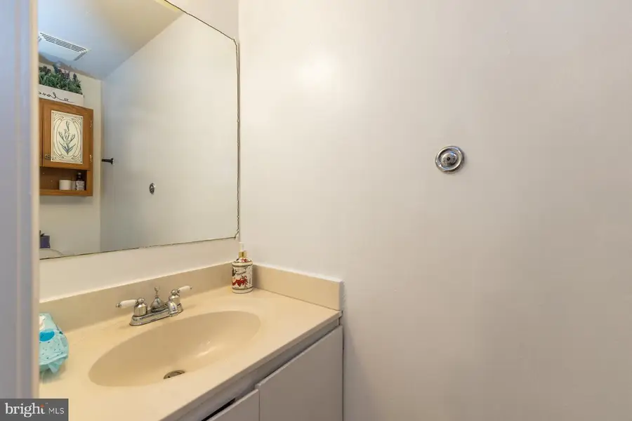 8449 Georgian Ct, Manassas, VA 20110 - #3