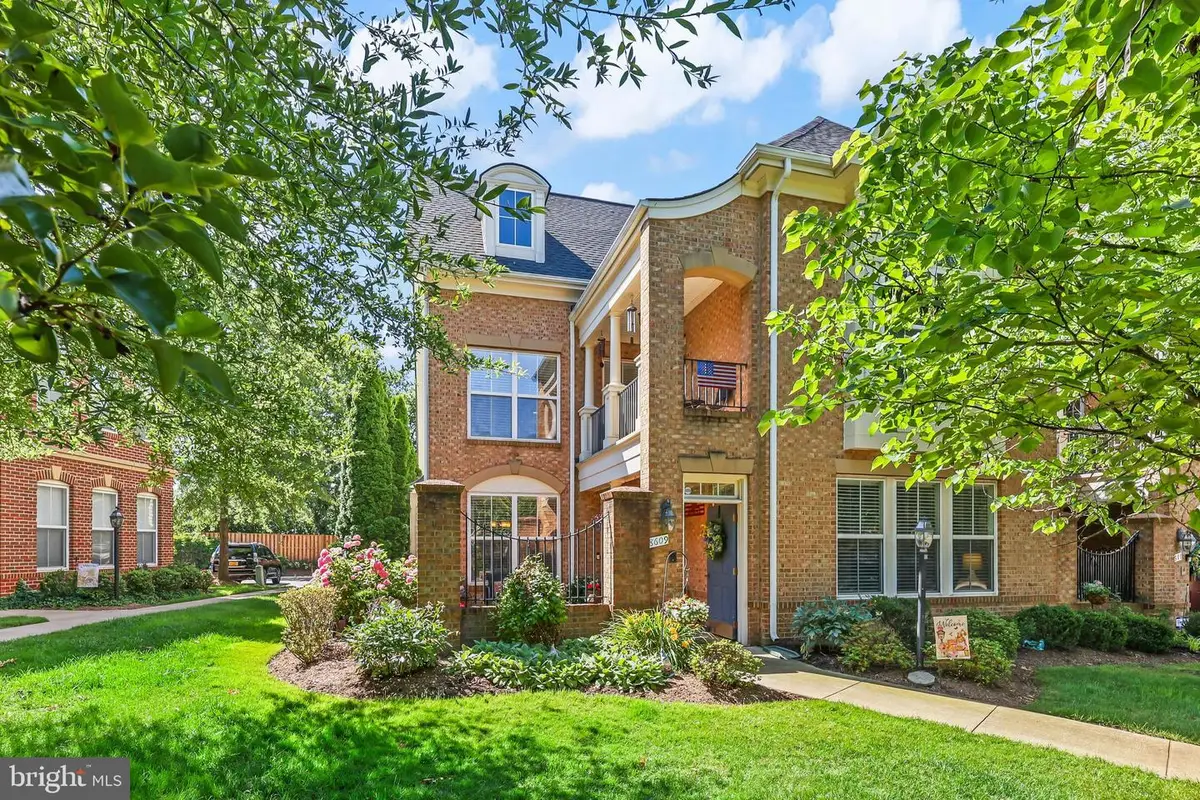 8609 Liberty Trl, Manassas, VA 20110 - #1