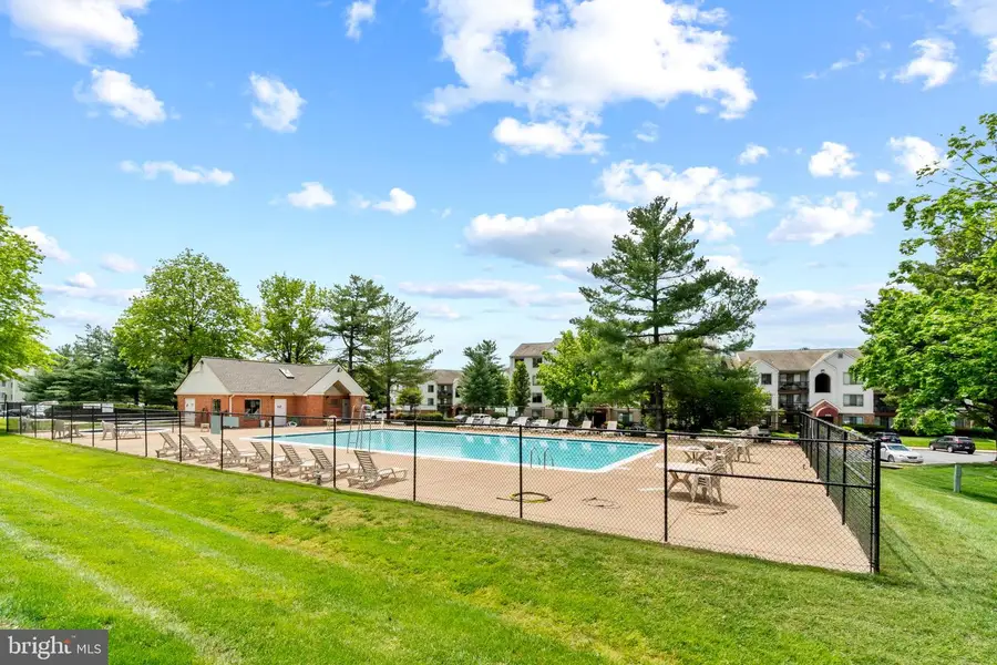 9564 Cannoneer Ct #301, Manassas, VA 20110 - #3