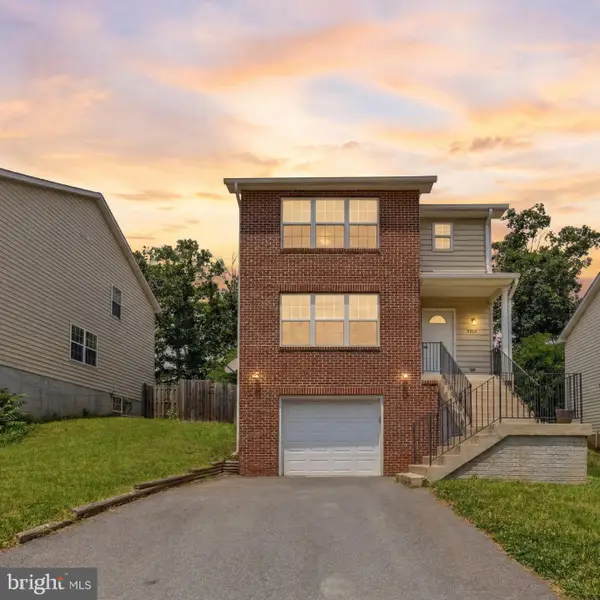 9512 Mckinley Ave, MANASSAS, VA 20110